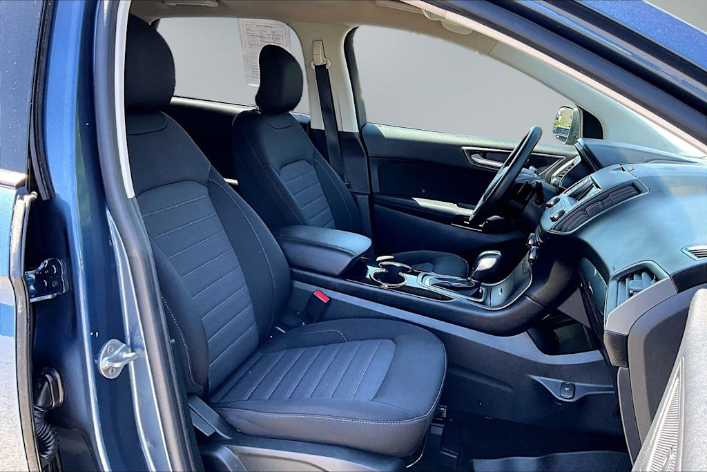 Thumbnail: 2018 Ford Edge - 11
