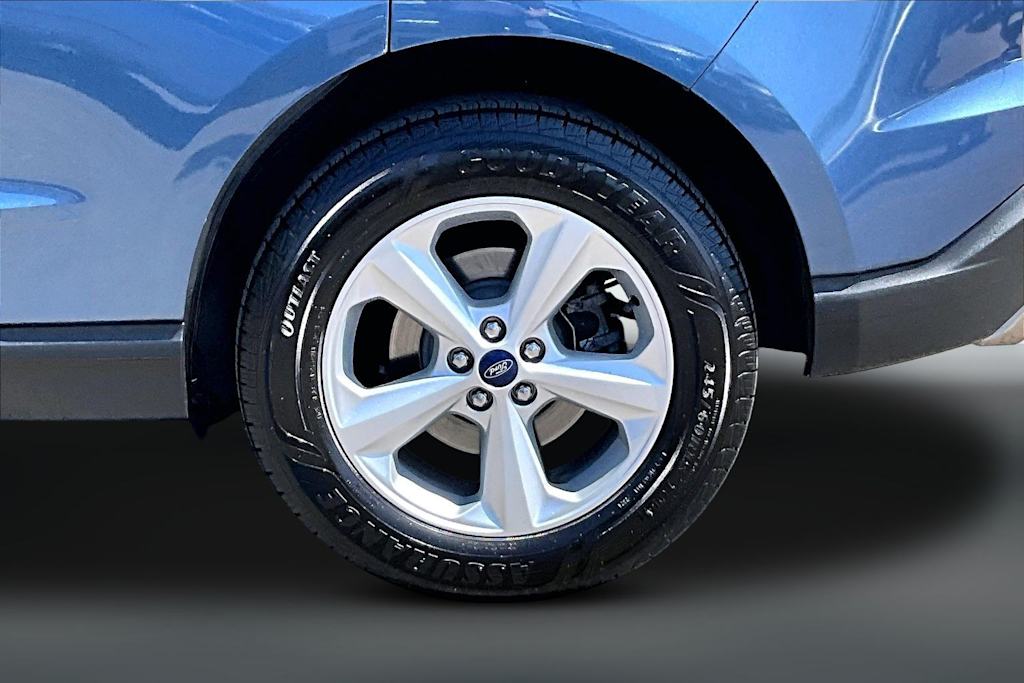 Thumbnail: 2018 Ford Edge - 34