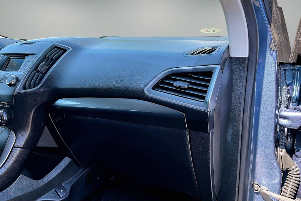 Thumbnail: 2018 Ford Edge - 23