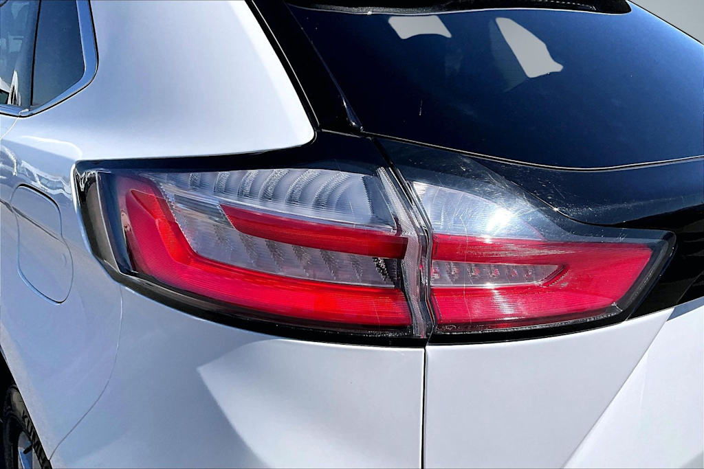 Thumbnail: 2024 Ford Edge - 32