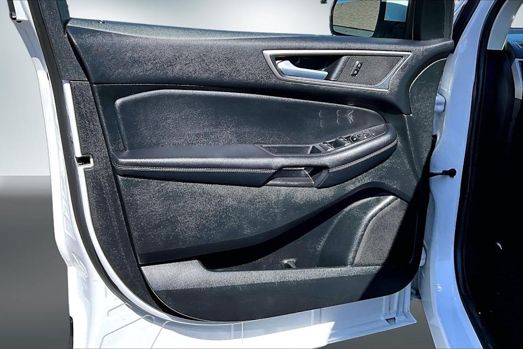 Thumbnail: 2024 Ford Edge - 27