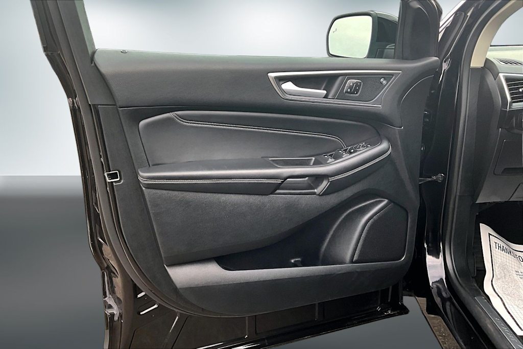 Thumbnail: 2024 Ford Edge - 27