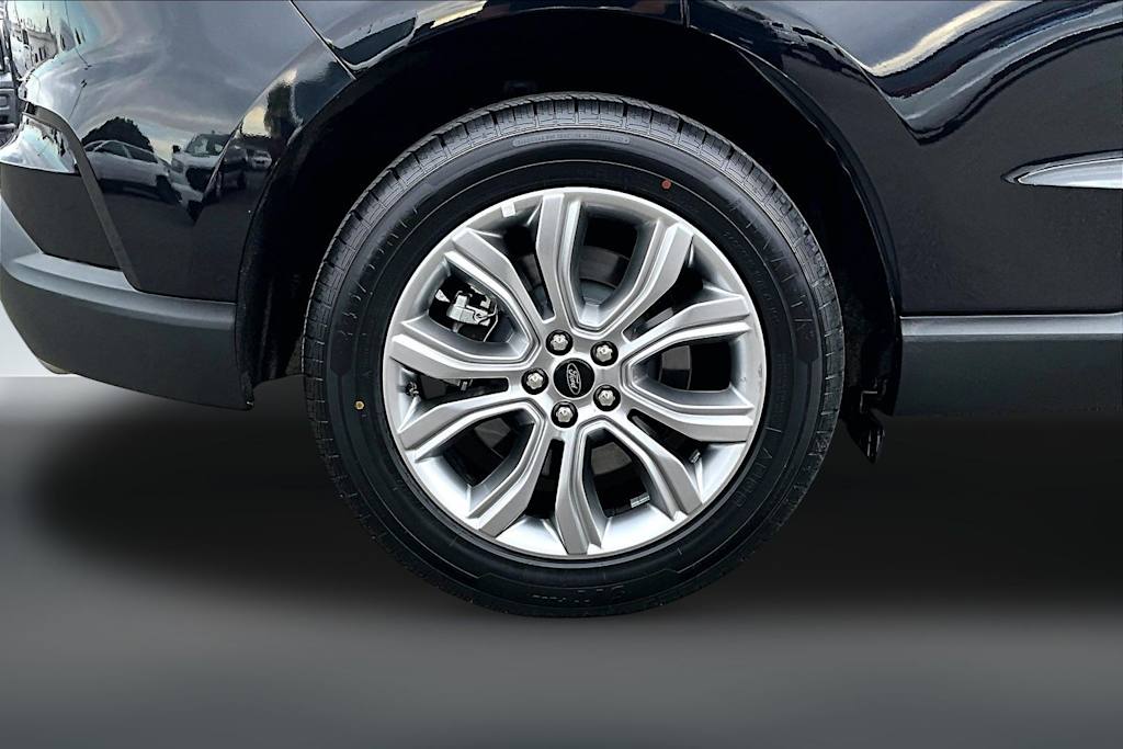 Thumbnail: 2024 Ford Edge - 37