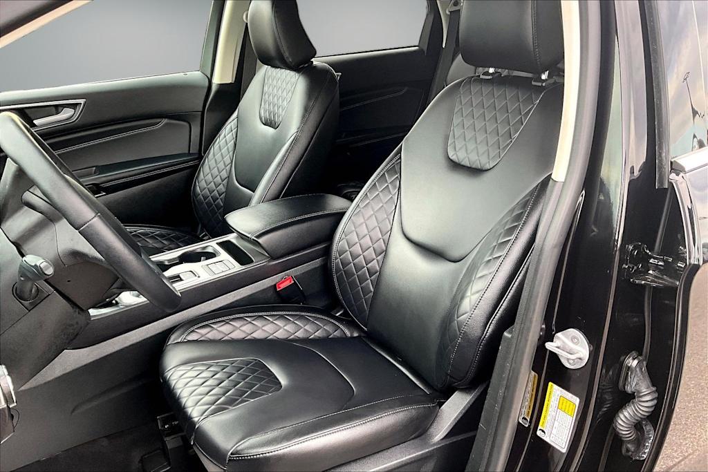 Thumbnail: 2024 Ford Edge - 11