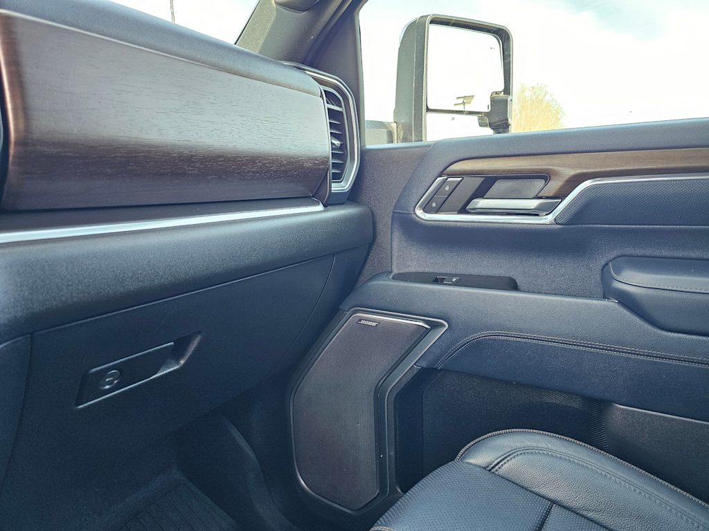 2024 Chevrolet Silverado 3500 High Country 29