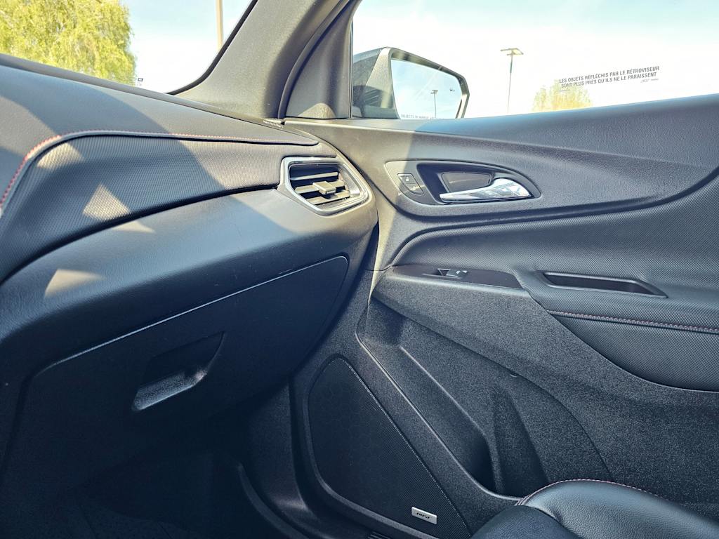 2022 Chevrolet Equinox RS 28