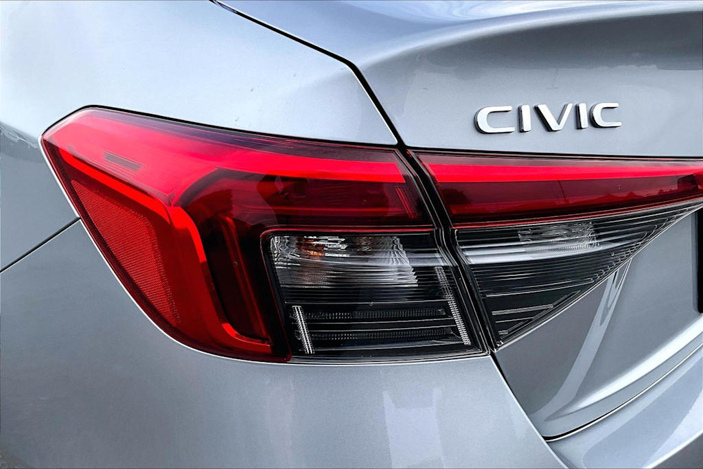 Thumbnail: 2022 Honda Civic - 32