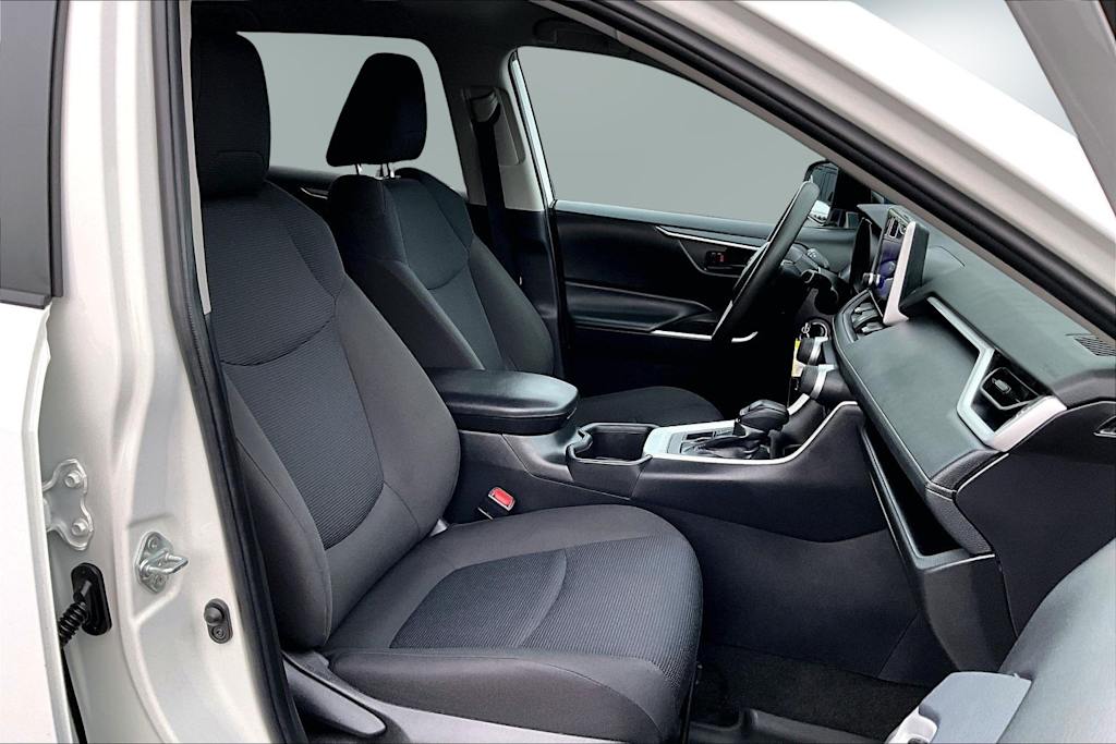 Thumbnail: 2024 Toyota RAV4 - 12