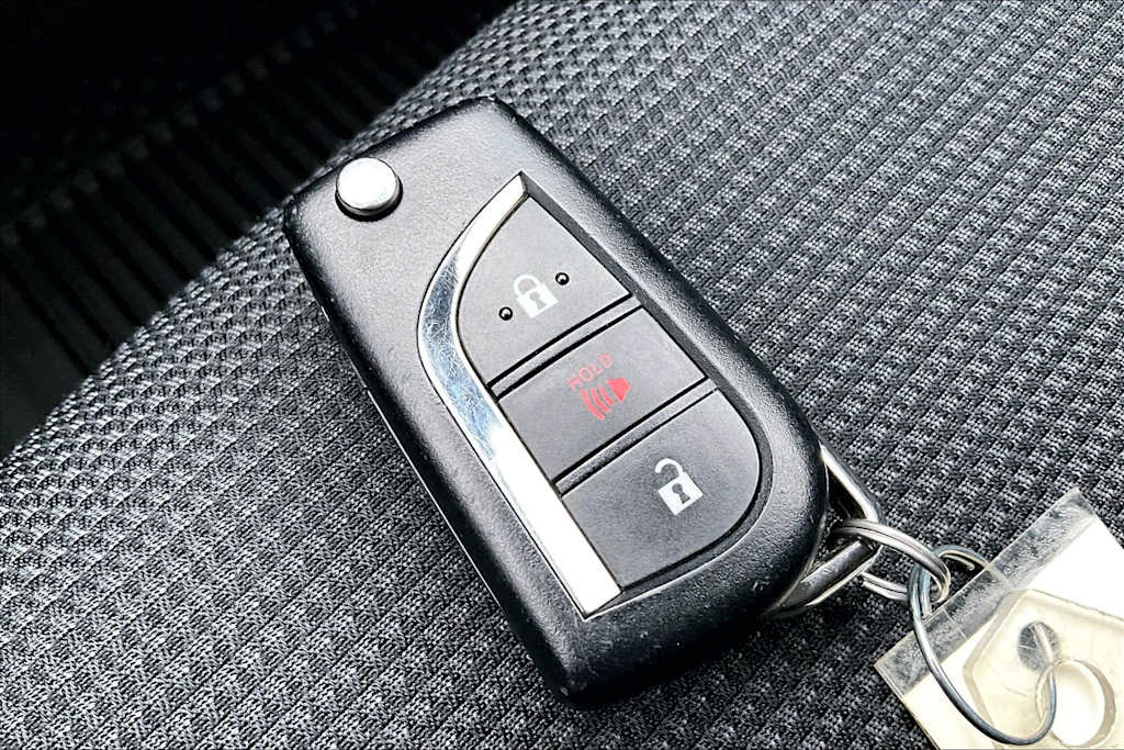 Thumbnail: 2024 Toyota RAV4 - 20