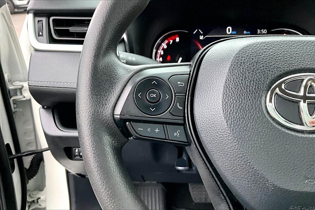 Thumbnail: 2024 Toyota RAV4 - 25