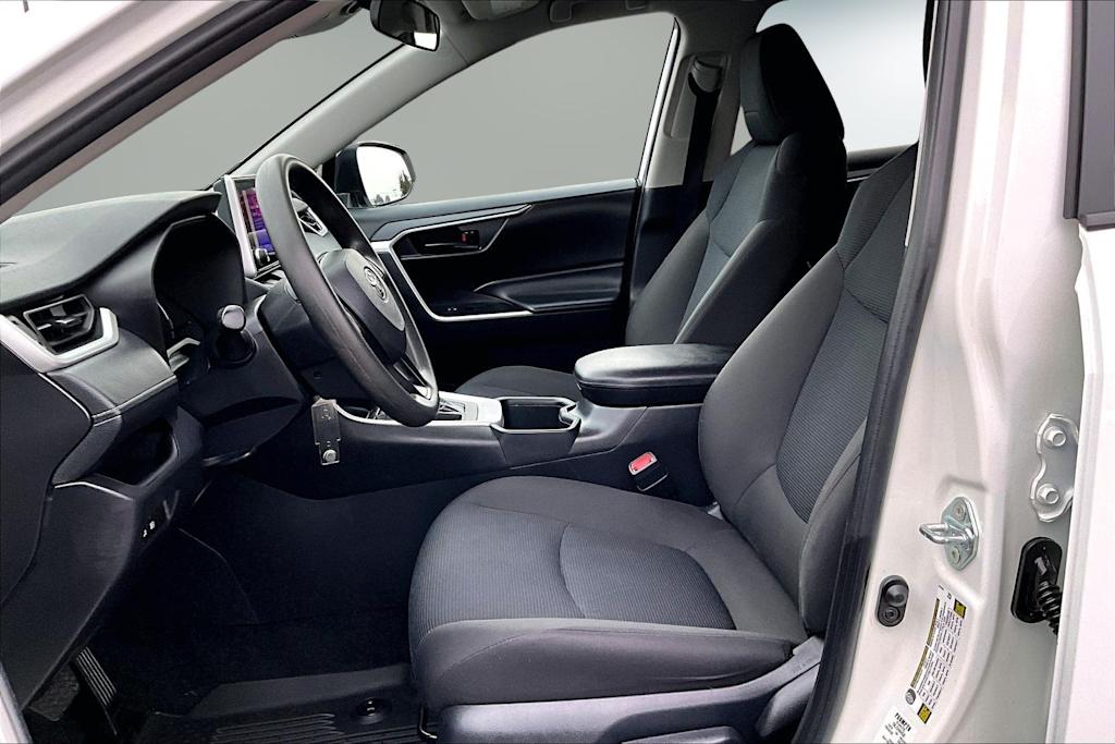 Thumbnail: 2024 Toyota RAV4 - 11