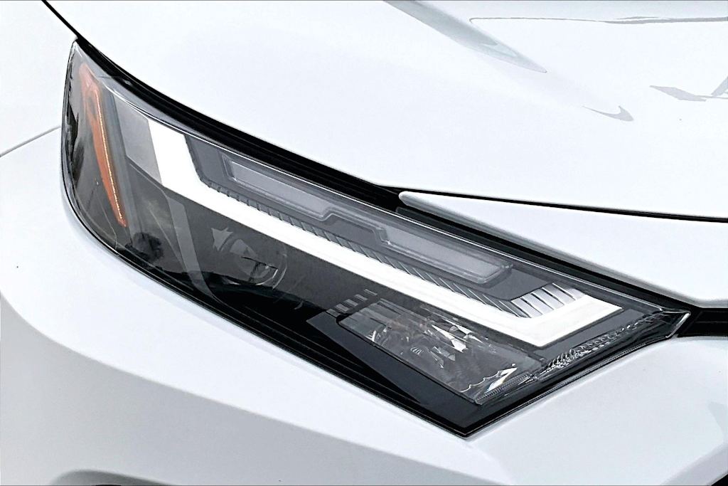 Thumbnail: 2024 Toyota RAV4 - 32