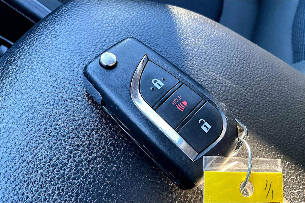 Thumbnail: 2024 Toyota RAV4 - 20