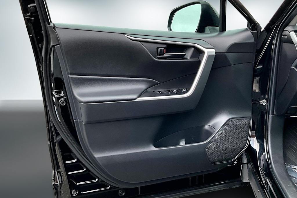 Thumbnail: 2024 Toyota RAV4 - 27