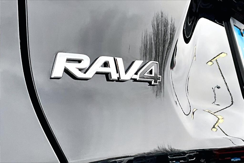Thumbnail: 2024 Toyota RAV4 - 7