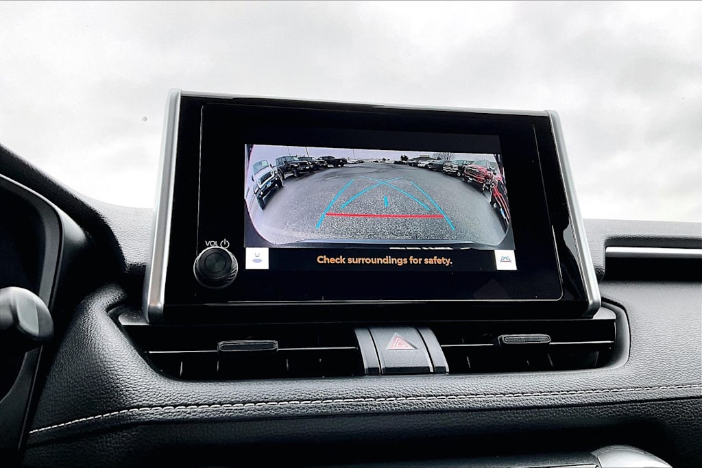 Thumbnail: 2024 Toyota RAV4 - 16