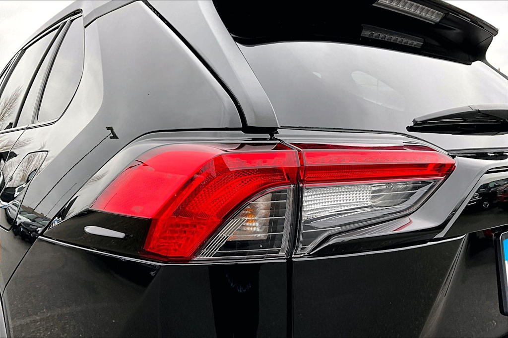 Thumbnail: 2024 Toyota RAV4 - 33