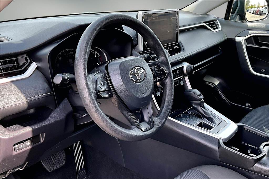 Thumbnail: 2025 Toyota RAV4 - 2