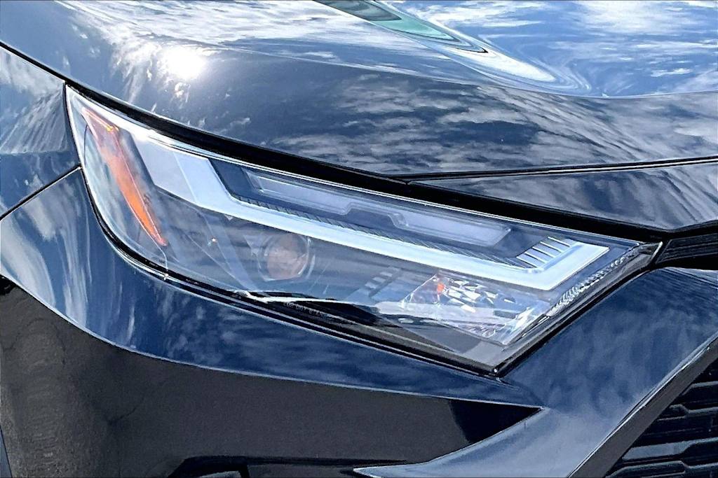 Thumbnail: 2025 Toyota RAV4 - 30