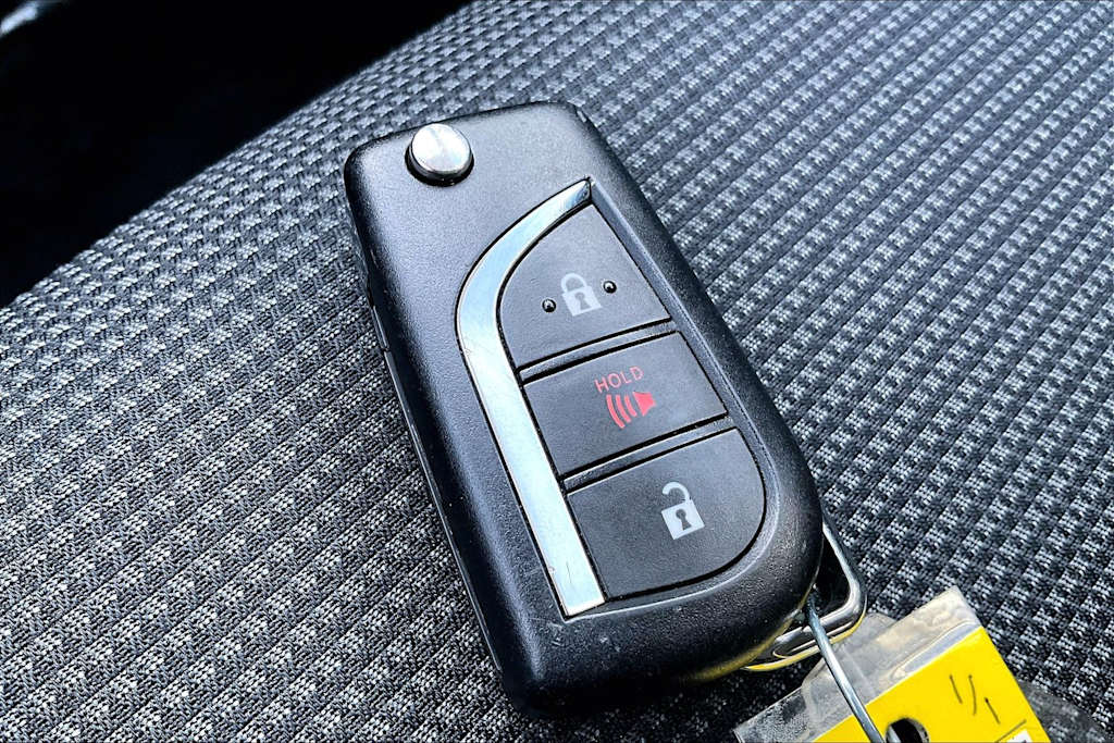 Thumbnail: 2024 Toyota RAV4 - 20