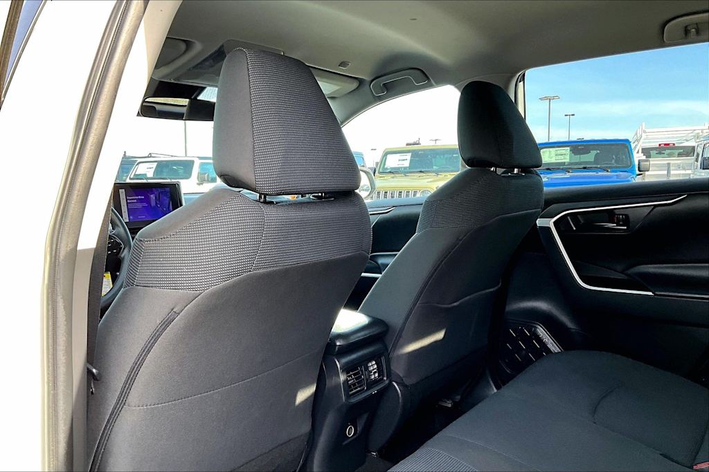 Thumbnail: 2024 Toyota RAV4 - 13