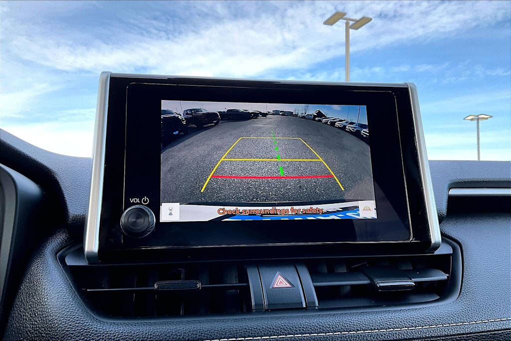 Thumbnail: 2024 Toyota RAV4 - 16