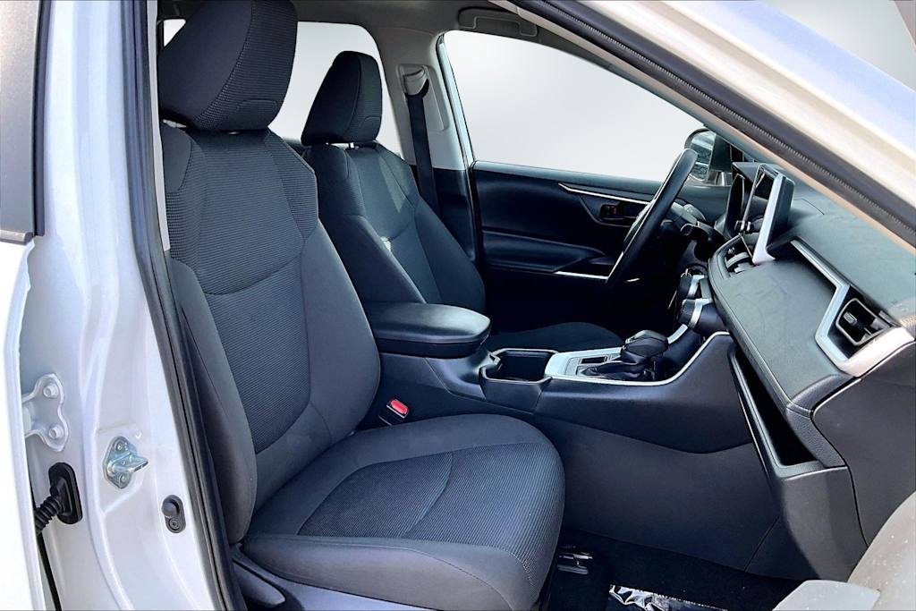 Thumbnail: 2024 Toyota RAV4 - 12