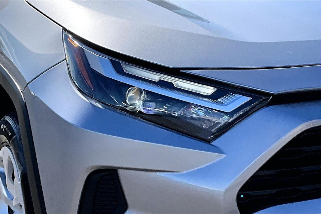 Thumbnail: 2025 Toyota RAV4 - 31