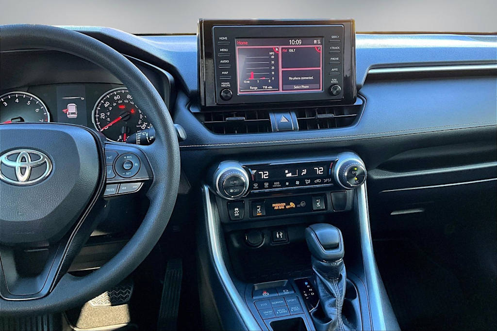 Thumbnail: 2019 Toyota RAV4 - 15