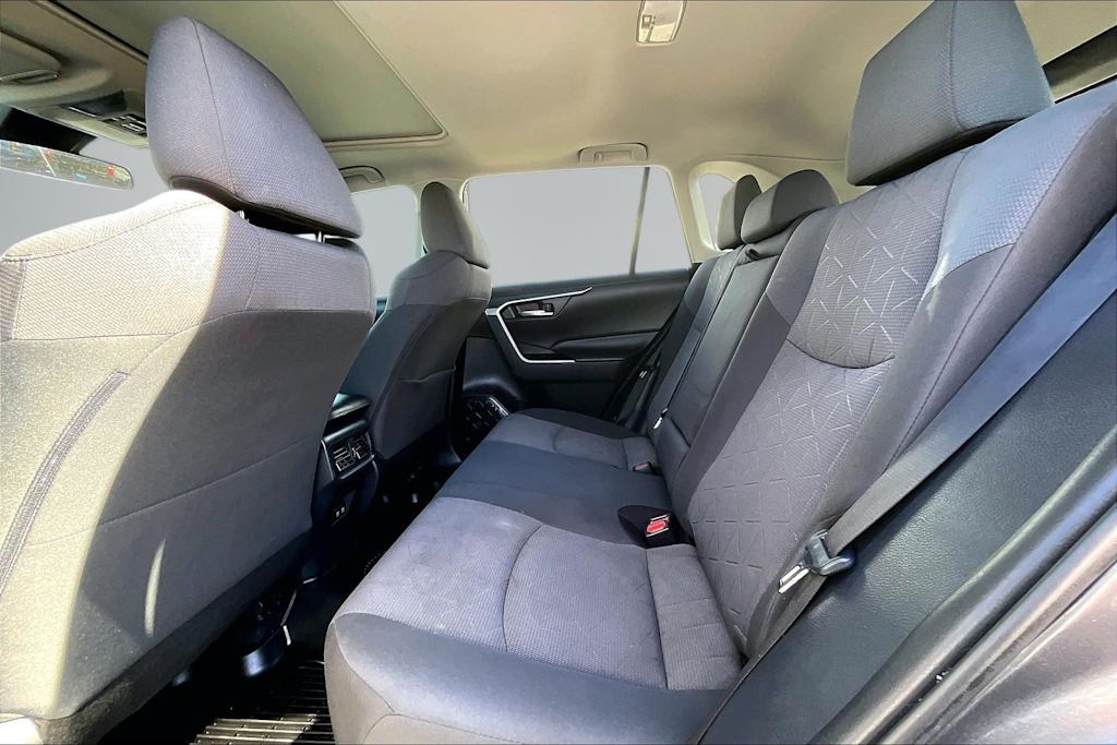 Thumbnail: 2019 Toyota RAV4 - 29