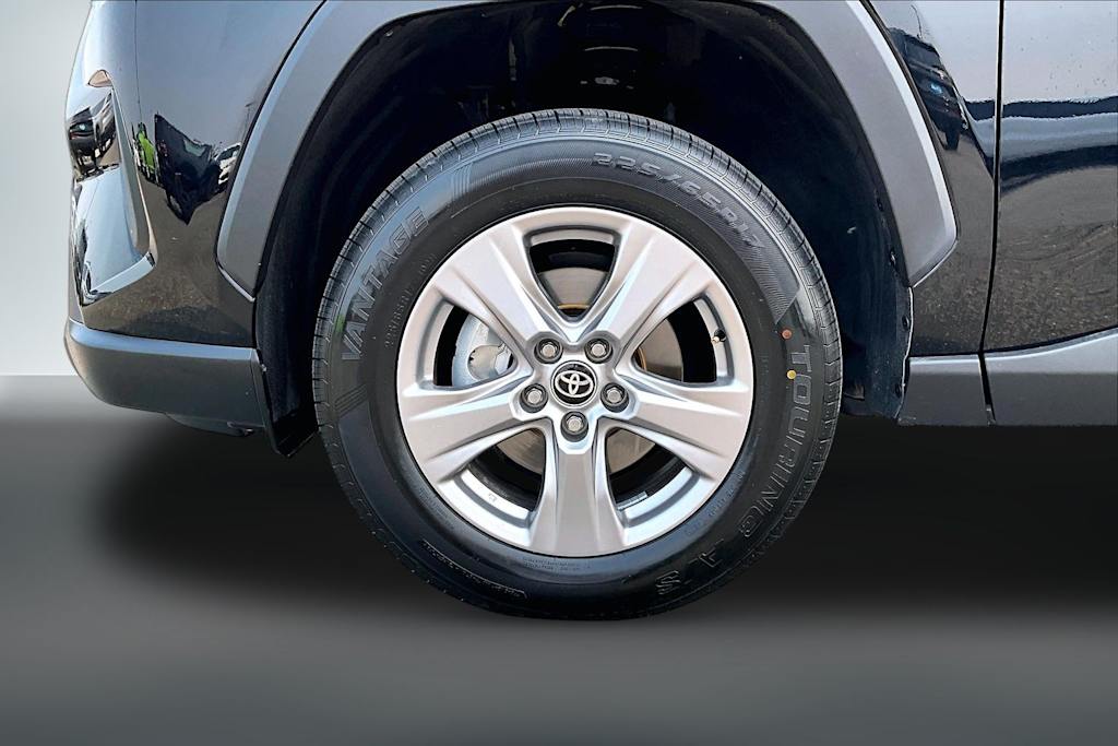 Thumbnail: 2025 Toyota RAV4 - 8