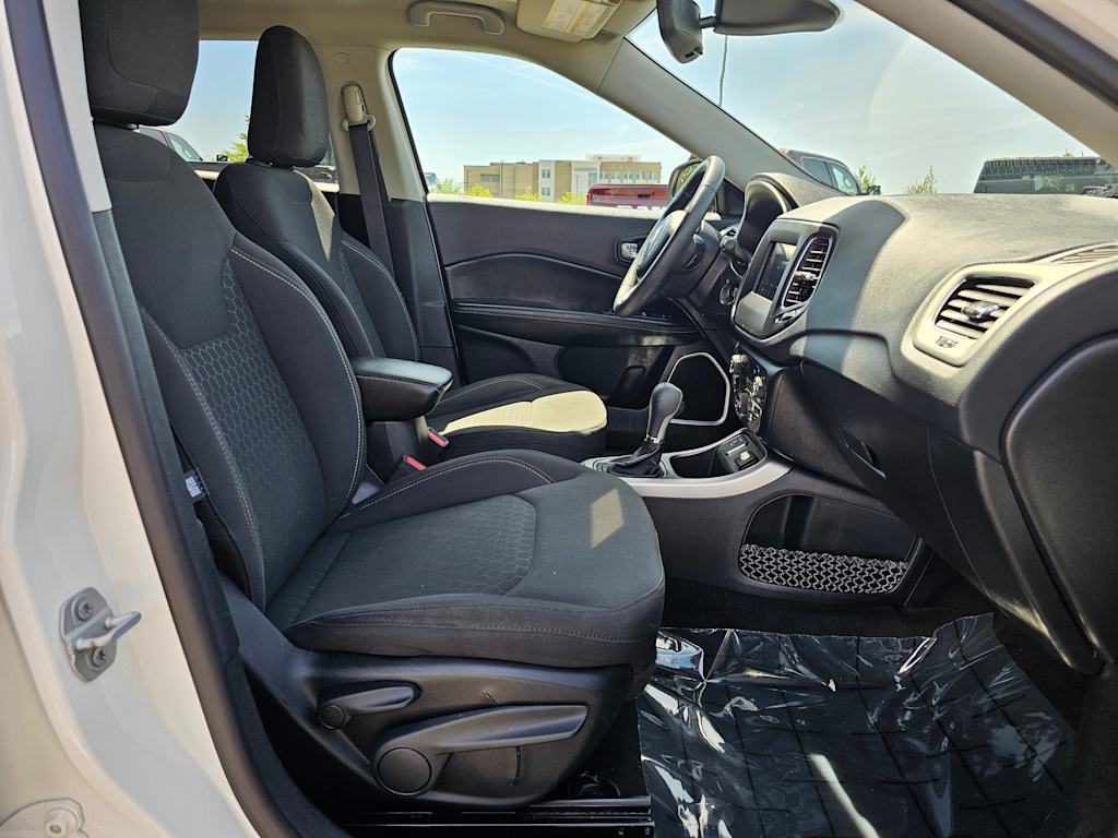 2019 Jeep Compass Sport 11