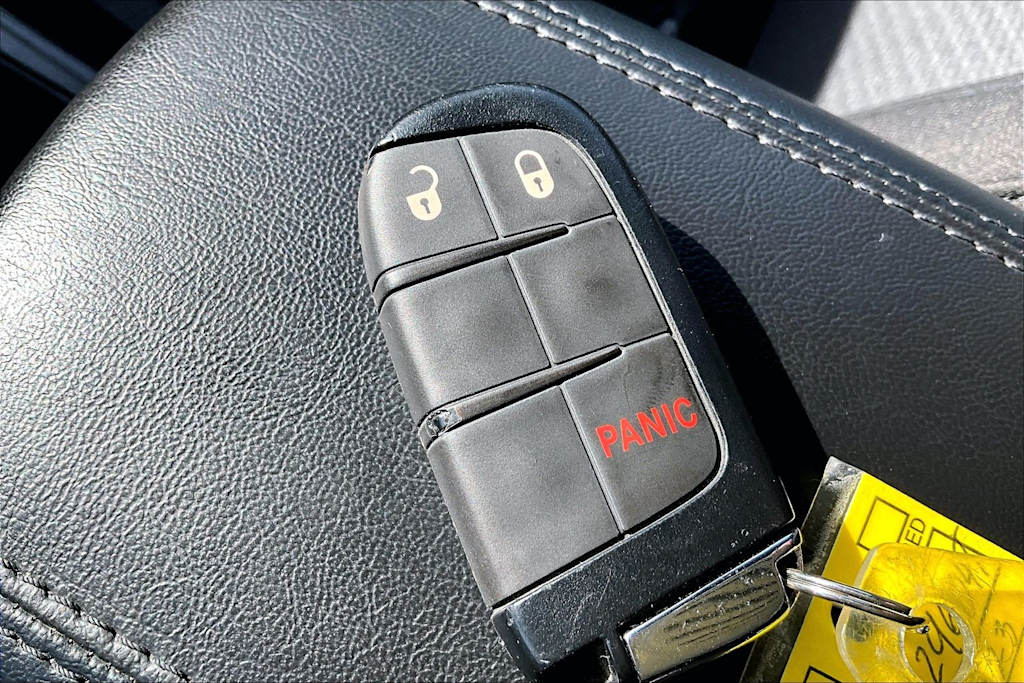 Thumbnail: 2023 Jeep Compass - 19