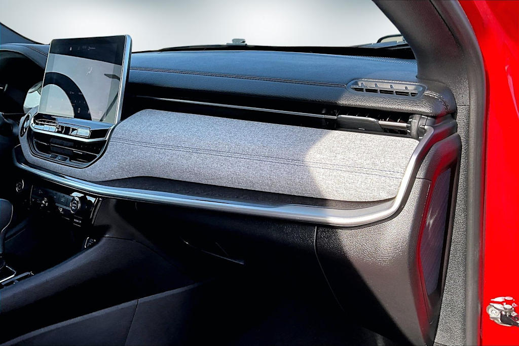 Thumbnail: 2023 Jeep Compass - 23