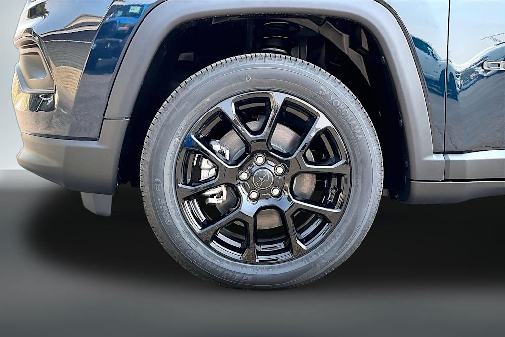 Thumbnail: 2026 Jeep Compass - 8