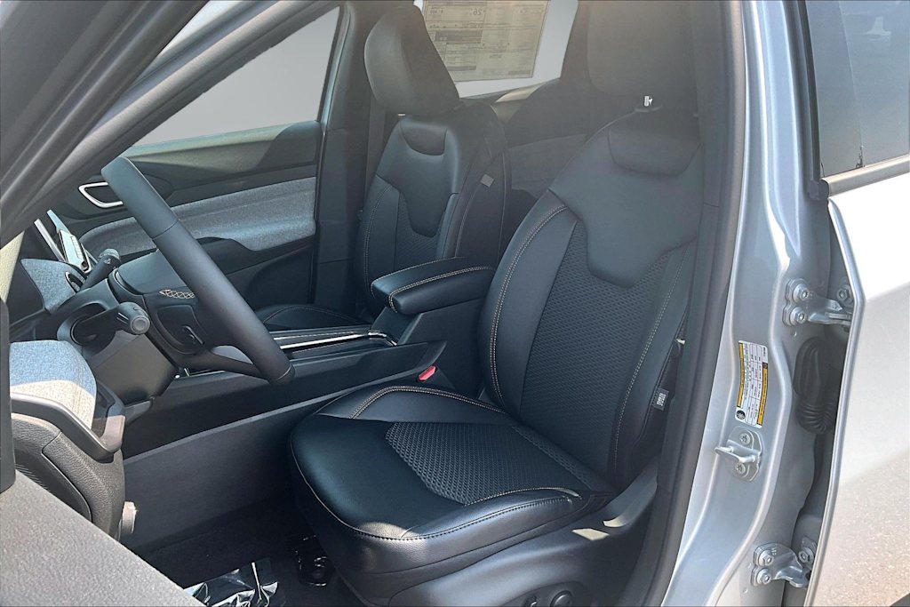 Thumbnail: 2026 Jeep Compass - 11