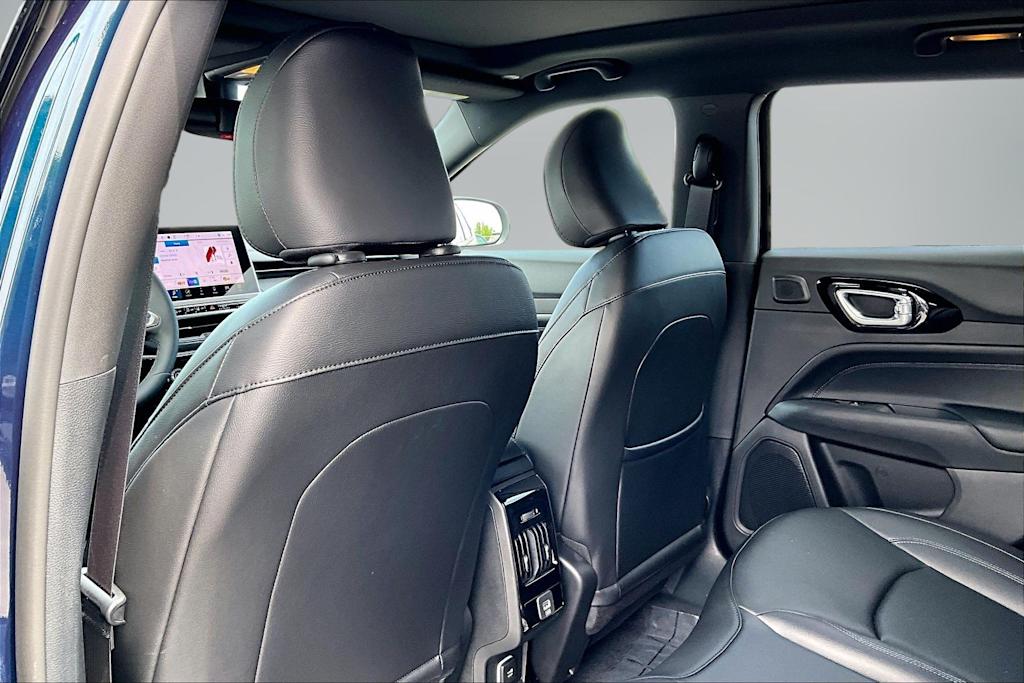 Thumbnail: 2026 Jeep Compass - 13