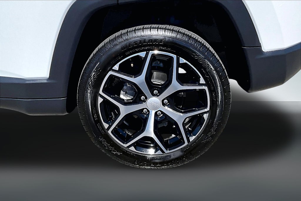 Thumbnail: 2024 Jeep Compass - 36