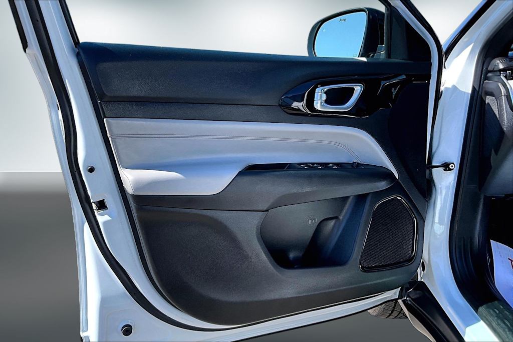 Thumbnail: 2024 Jeep Compass - 28
