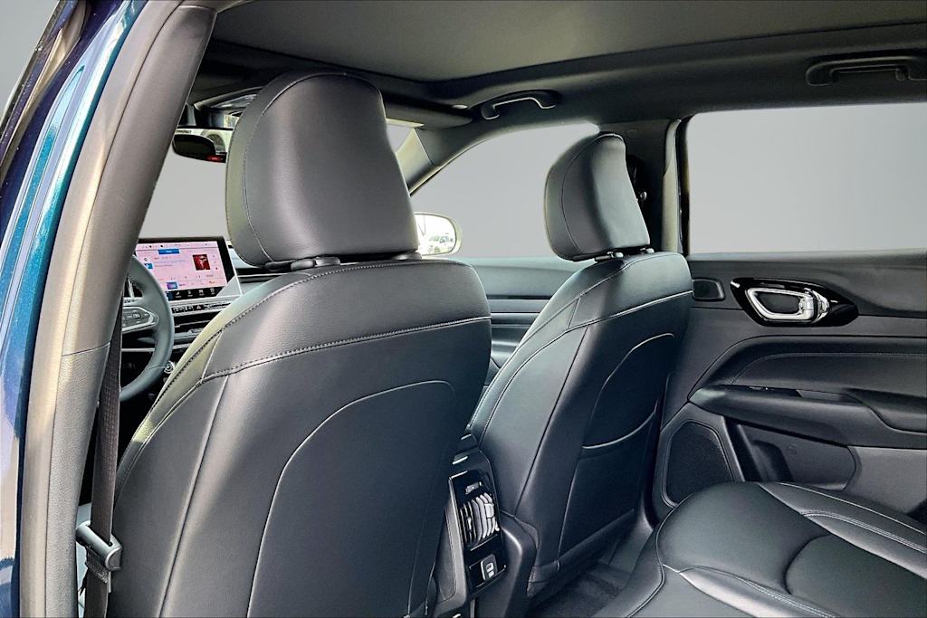 Thumbnail: 2026 Jeep Compass - 13