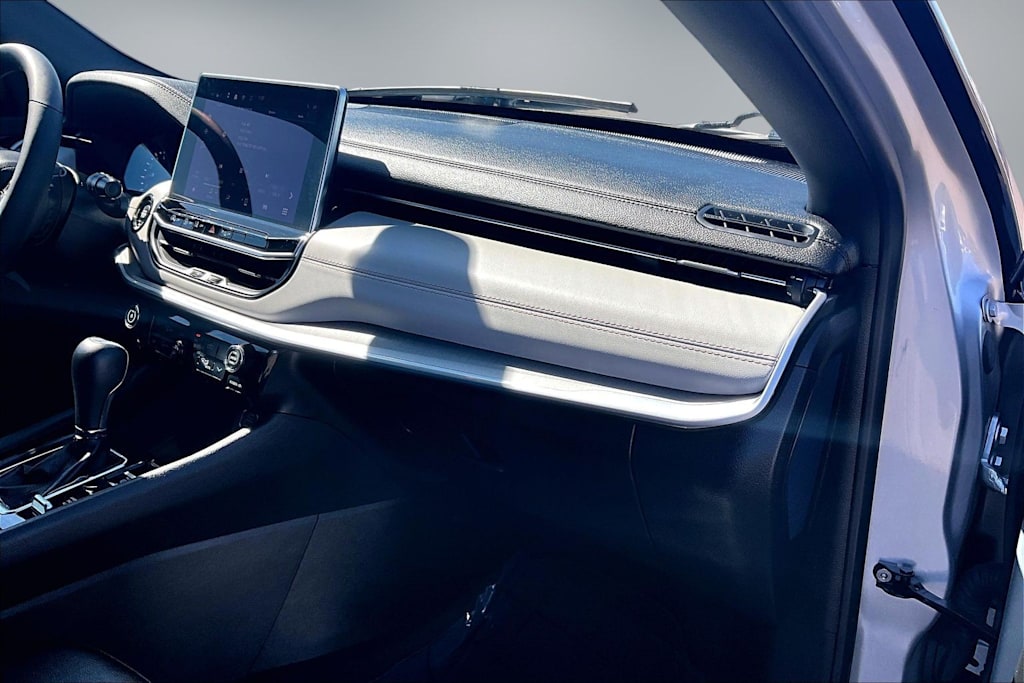 Thumbnail: 2025 Jeep Compass - 15