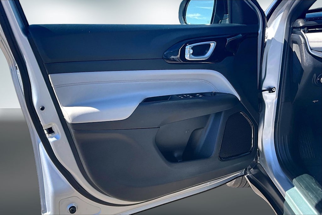 Thumbnail: 2025 Jeep Compass - 27