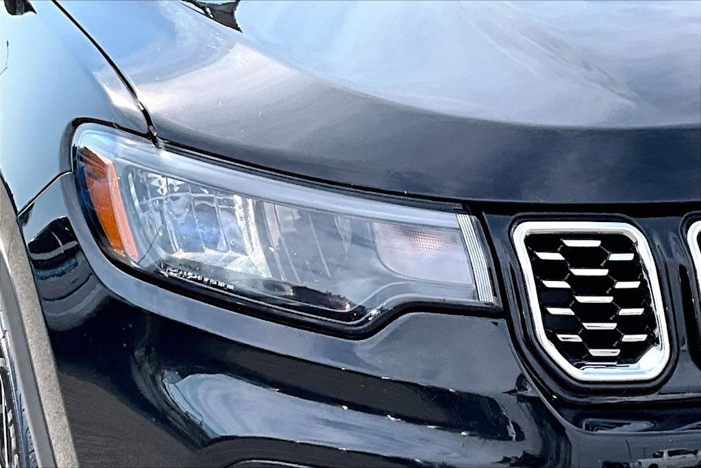 Thumbnail: 2025 Jeep Compass - 31