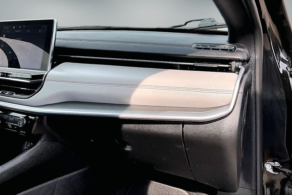 Thumbnail: 2025 Jeep Compass - 23