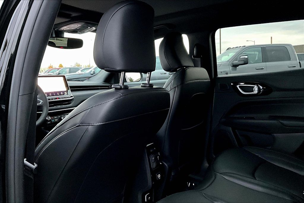 Thumbnail: 2026 Jeep Compass - 13