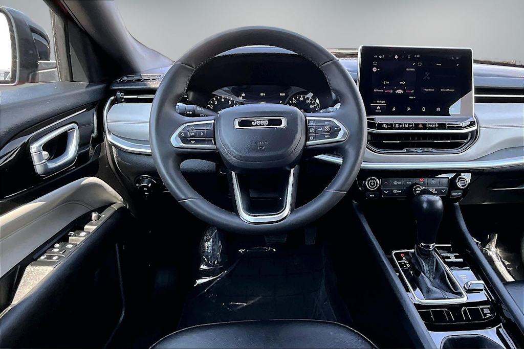 Thumbnail: 2025 Jeep Compass - 14