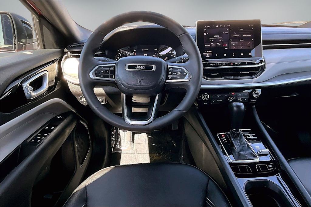 Thumbnail: 2025 Jeep Compass - 14