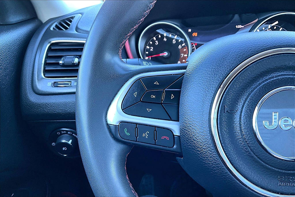 Thumbnail: 2021 Jeep Compass - 25