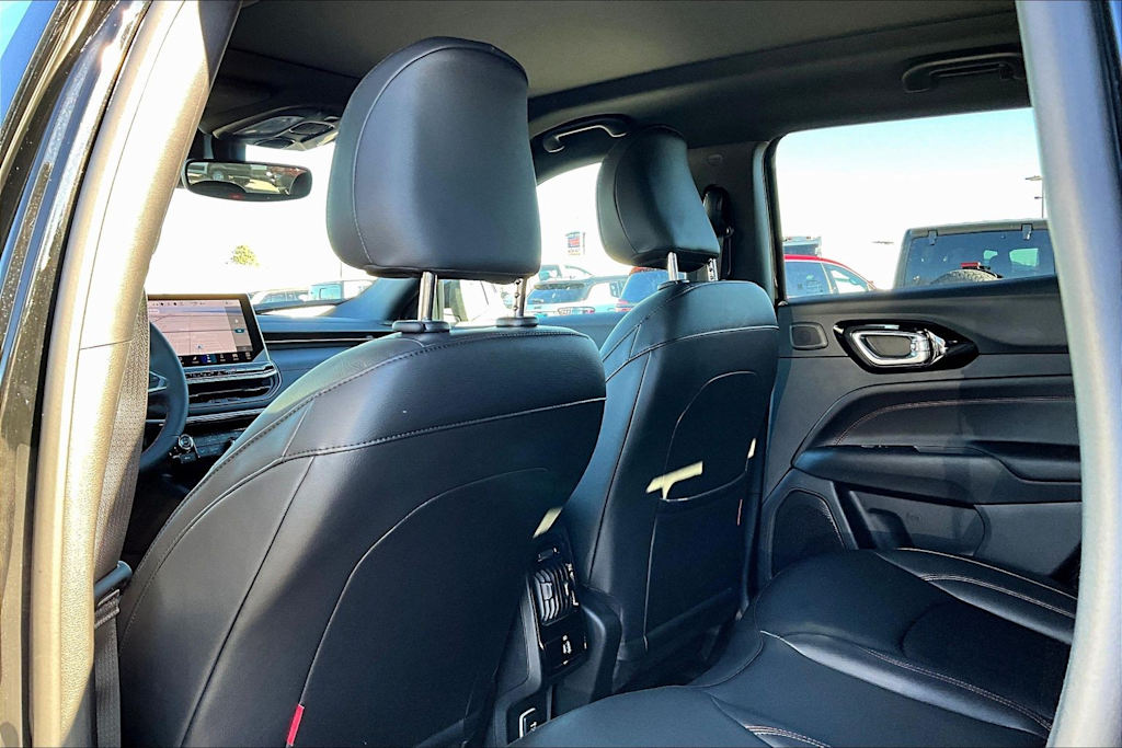 Thumbnail: 2026 Jeep Compass - 13