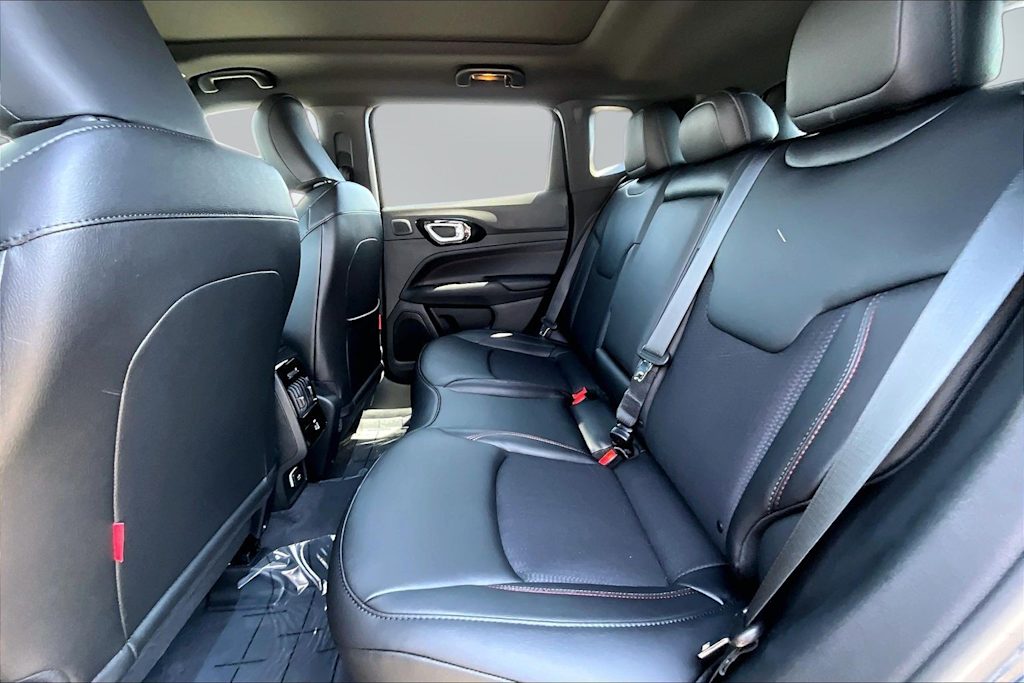 Thumbnail: 2026 Jeep Compass - 20